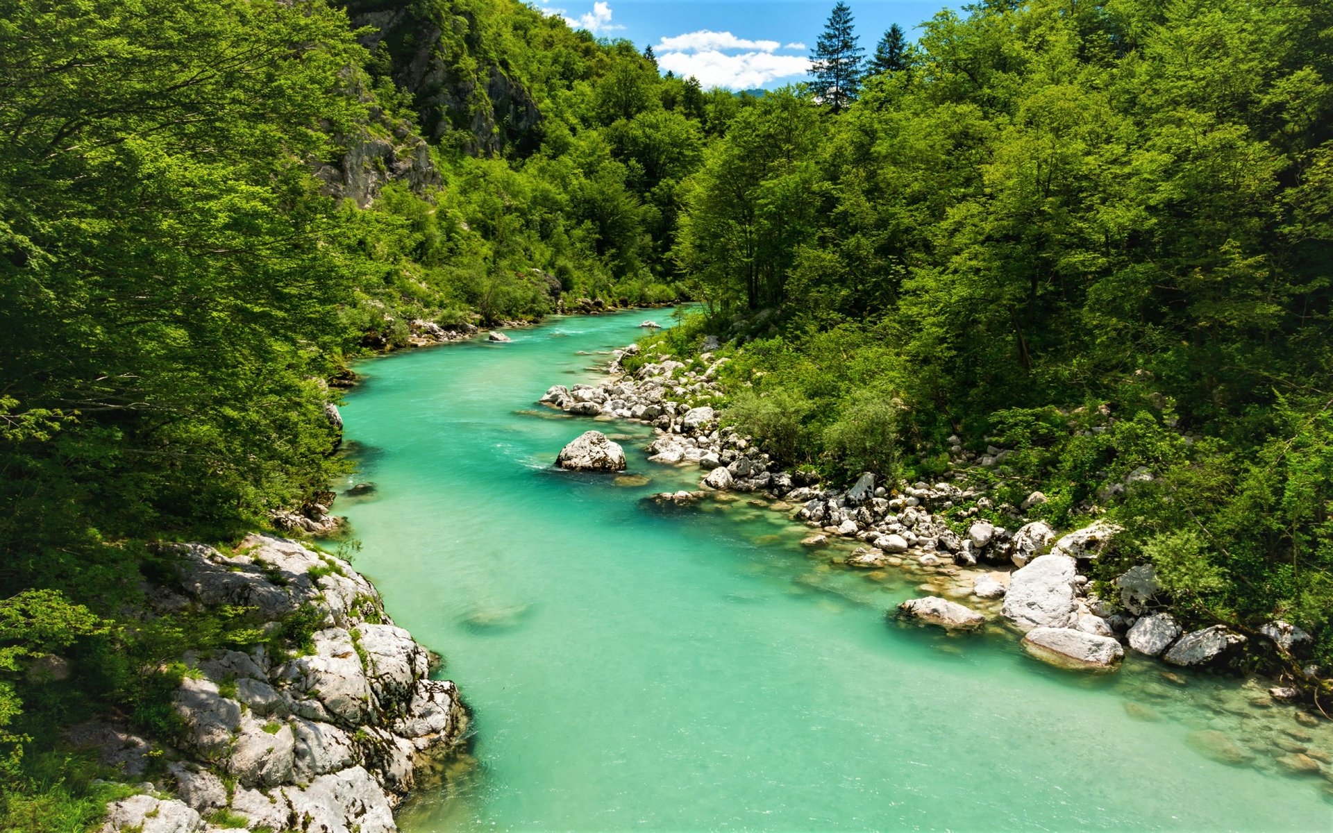 Motorhome for discovering the beauties of Slovenia